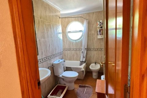 Bungalow till salu i Cabo Roig, Alicante, Spanien 2 sovrum, 68 kvm. Nr. 194501 - foto 15