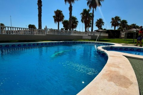 Bungalow till salu i Cabo Roig, Alicante, Spanien 2 sovrum, 68 kvm. Nr. 194501 - foto 12