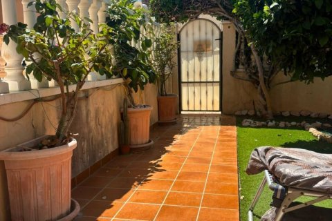 Bungalow till salu i Cabo Roig, Alicante, Spanien 2 sovrum, 68 kvm. Nr. 194501 - foto 6