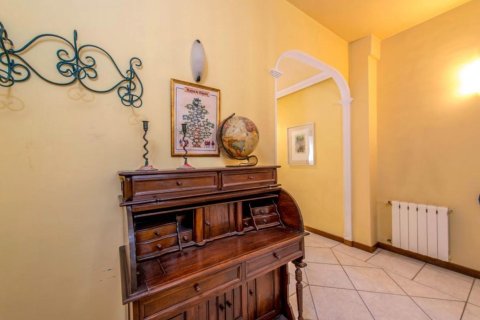 Продажа квартиры в Торревьеха, Аликанте, Испания 6 спален, 392м2 №194499 - фото 25