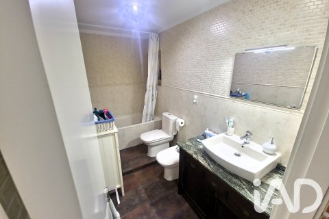 Продажа квартиры в Аликанте, Испания 3 спальни, 140м2 №187769 - фото 15