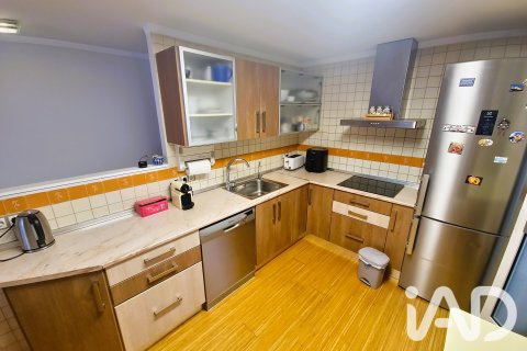 Продажа квартиры в Аликанте, Испания 3 спальни, 140м2 №187769 - фото 8