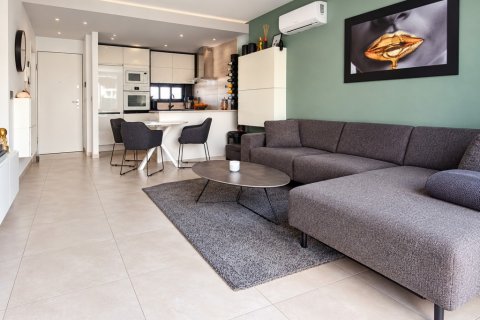 Huoneisto myytävänä Guardamar del Segura, Alicante, Espanja, 3 makuuhuonetta, 93 m2 No. 196980 - kuva 1