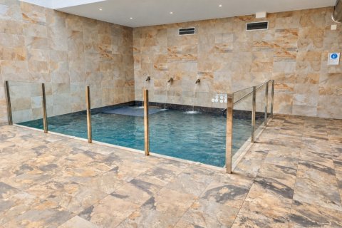 Huoneisto myytävänä Guardamar del Segura, Alicante, Espanja, 3 makuuhuonetta, 93 m2 No. 196980 - kuva 17