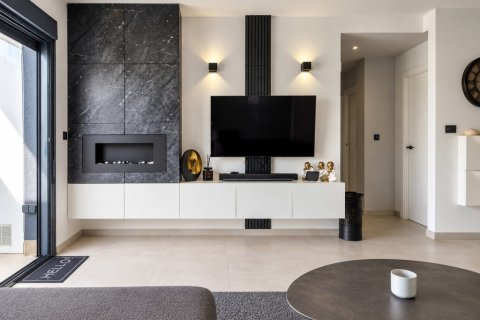 Huoneisto myytävänä Guardamar del Segura, Alicante, Espanja, 3 makuuhuonetta, 93 m2 No. 196980 - kuva 4