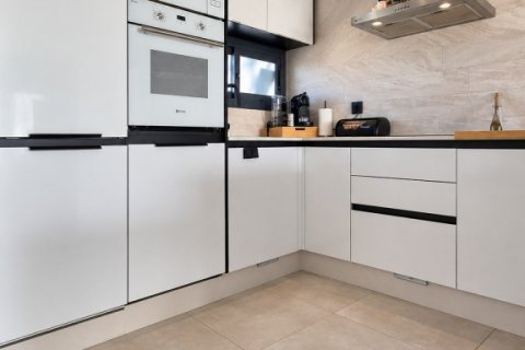 Huoneisto myytävänä Guardamar del Segura, Alicante, Espanja, 3 makuuhuonetta, 93 m2 No. 196980 - kuva 5