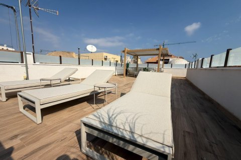 Kaupunkipientalo myytävänä Torrevieja, Alicante, Espanja, 2 makuuhuonetta, 80 m2 No. 196974 - kuva 18