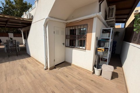 Kaupunkipientalo myytävänä Torrevieja, Alicante, Espanja, 2 makuuhuonetta, 80 m2 No. 196974 - kuva 10