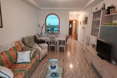 Appartamento in vendita a Torrevieja, Alicante, Spagna 2 camere da letto, 74 mq. N° 196976 - foto 3