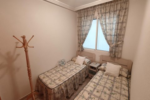 Appartamento in vendita a Torrevieja, Alicante, Spagna 2 camere da letto, 74 mq. N° 196976 - foto 8