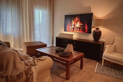Huoneisto myytävänä Santa Pola, Alicante, Espanja, 2 makuuhuonetta, 76 m2 No. 180770 - kuva 4