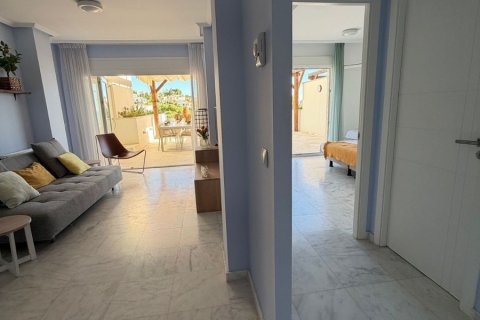 Продажа квартиры в Эль Кампельо, Аликанте, Испания 2 спальни, 68м2 №180768 - фото 15