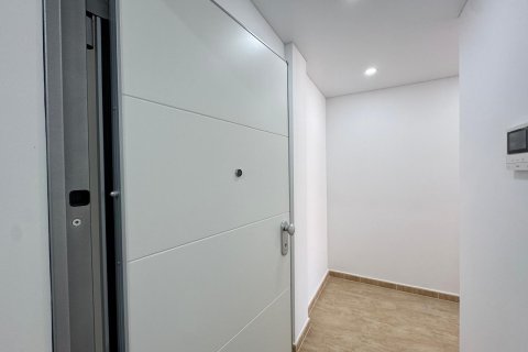 Appartamento in vendita a Torrevieja, Alicante, Spagna 3 camere da letto, 115 mq. N° 146748 - foto 3