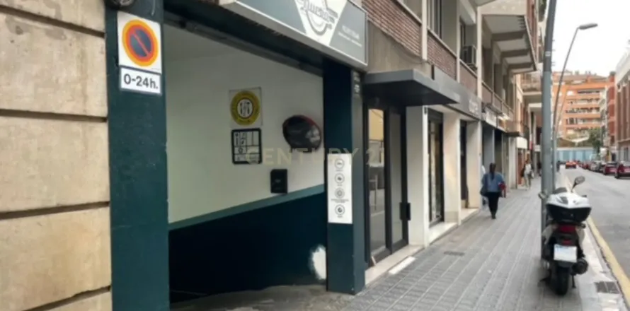 Commercial property in Barcelona, Spain 326 sq.m. No. 167218