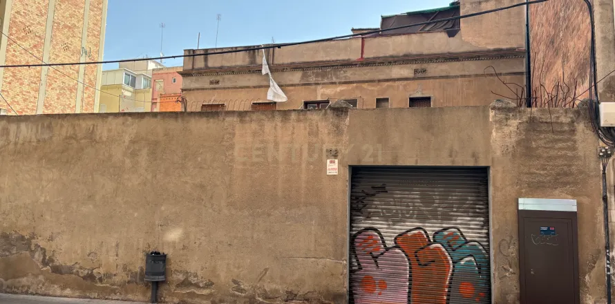 House in Barcelona, Spain 4 bedrooms, 188 sq.m. No. 167223