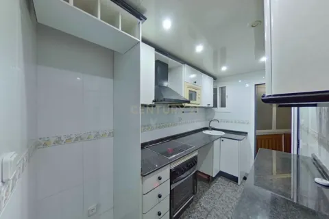 Apartment à vendre à El Masnou, Barcelona, Espagne, 3 chambres, 77 m2 No. 167221 - photo 7