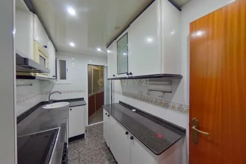 Apartment à vendre à El Masnou, Barcelona, Espagne, 3 chambres, 77 m2 No. 167221 - photo 6