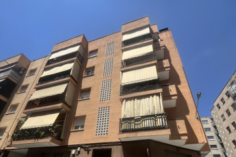 Lägenhet till salu i Mataro, Barcelona, Spanien 4 sovrum, 109 kvm. Nr. 167217 - foto 4