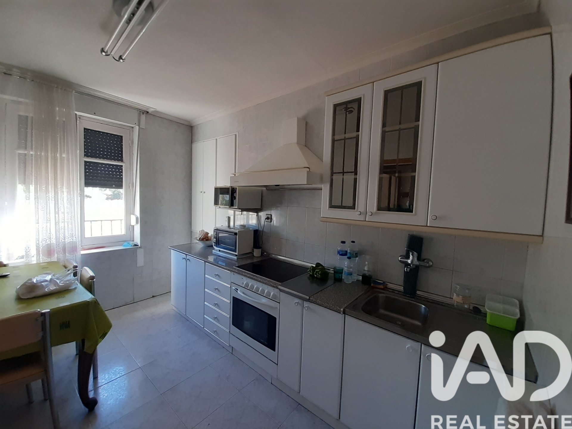 Hus i La Baneza, Leon, Spanien 10 sovrum, 400 kvm. Nr. 185009
