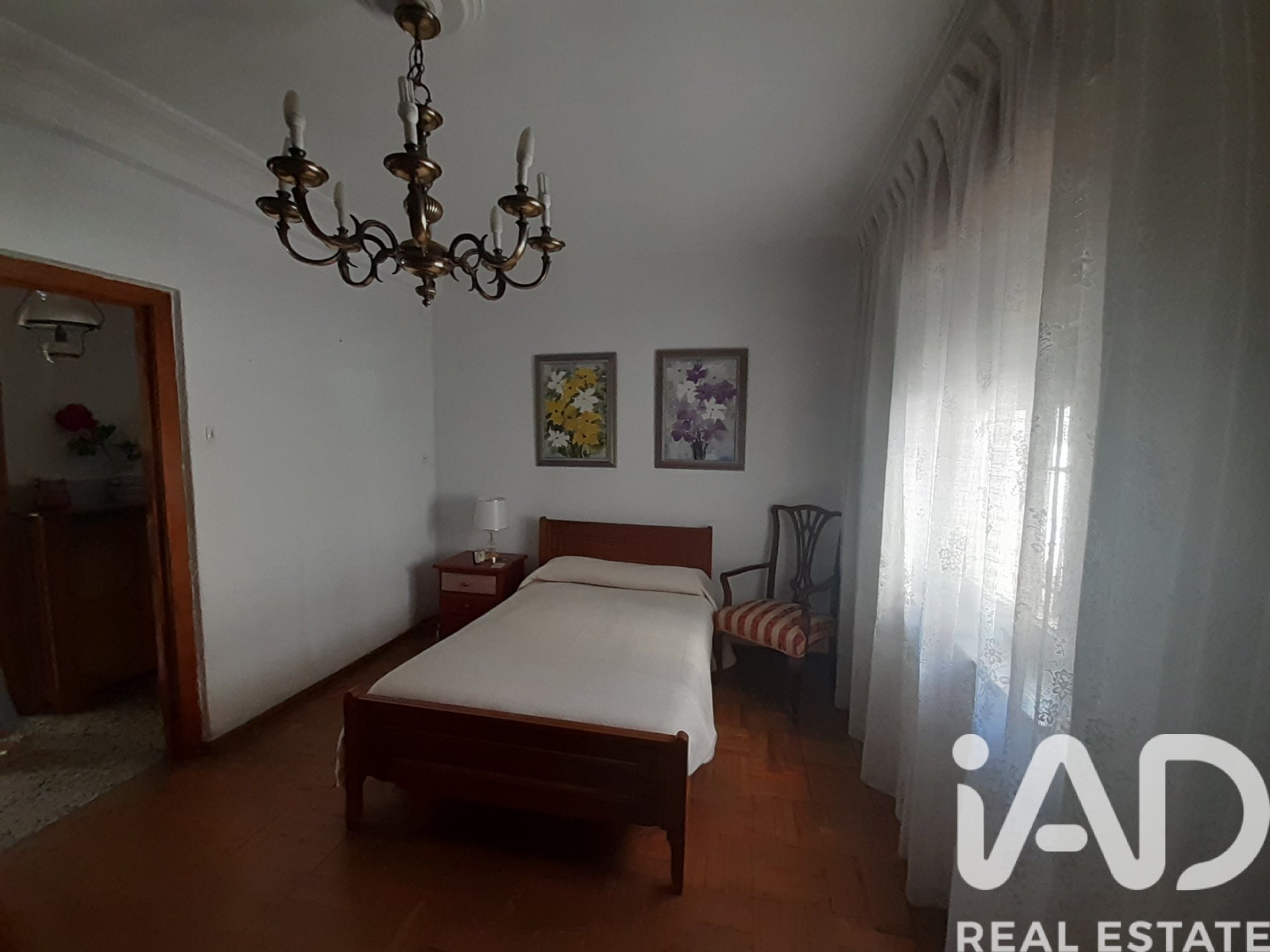 Hus i La Baneza, Leon, Spanien 10 sovrum, 400 kvm. Nr. 185009
