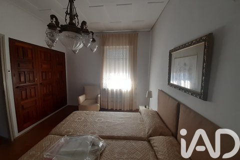 House zum Verkauf in La Baneza, Leon, Spanien 10 Schlafzimmer, 400 m2 Nr. 185009 - Foto 29