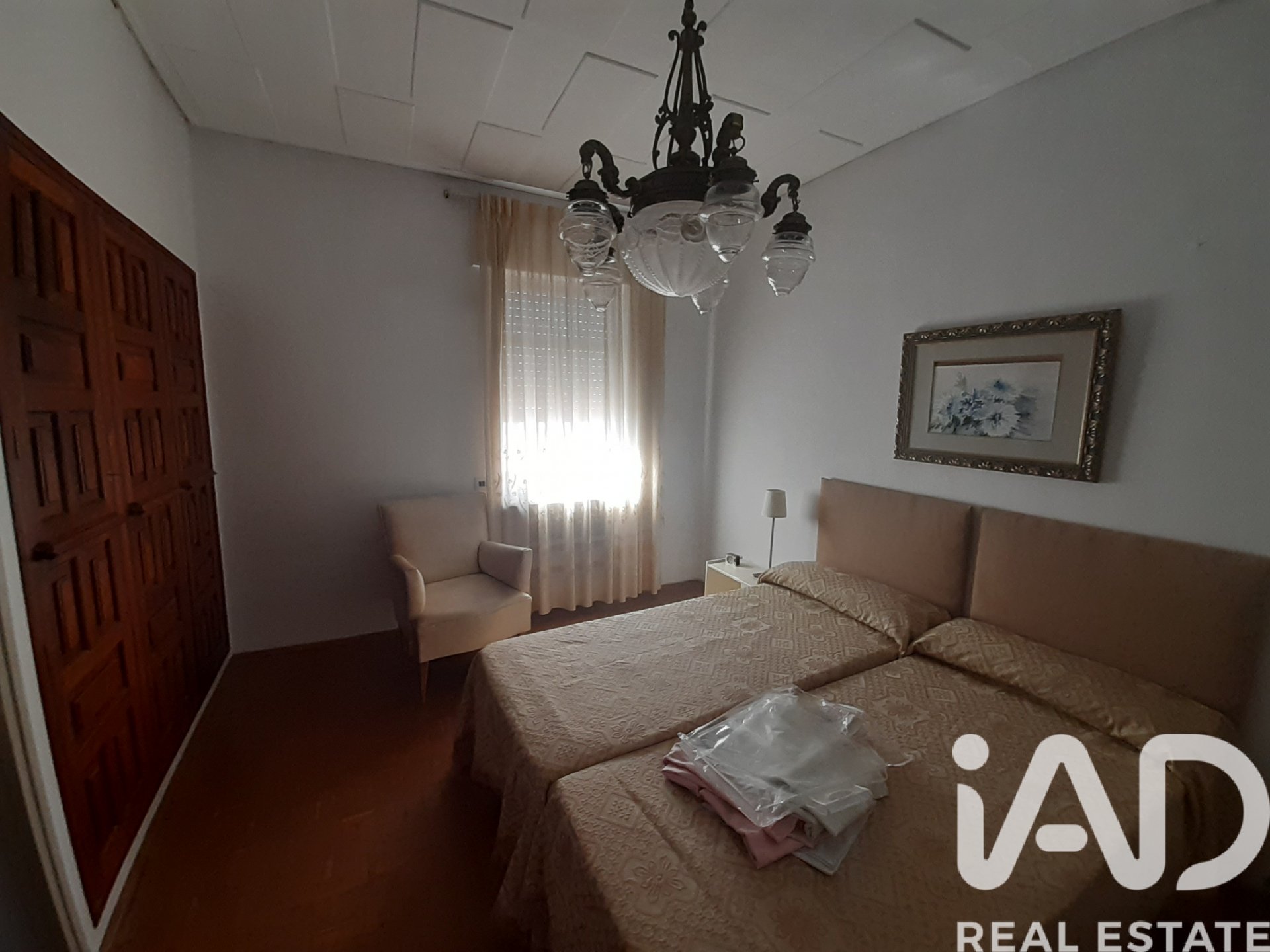 Hus i La Baneza, Leon, Spanien 10 sovrum, 400 kvm. Nr. 185009