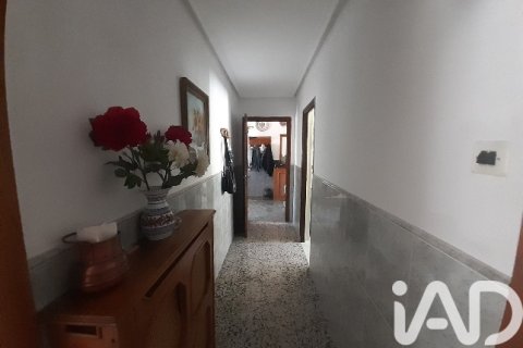 House zum Verkauf in La Baneza, Leon, Spanien 10 Schlafzimmer, 400 m2 Nr. 185009 - Foto 20