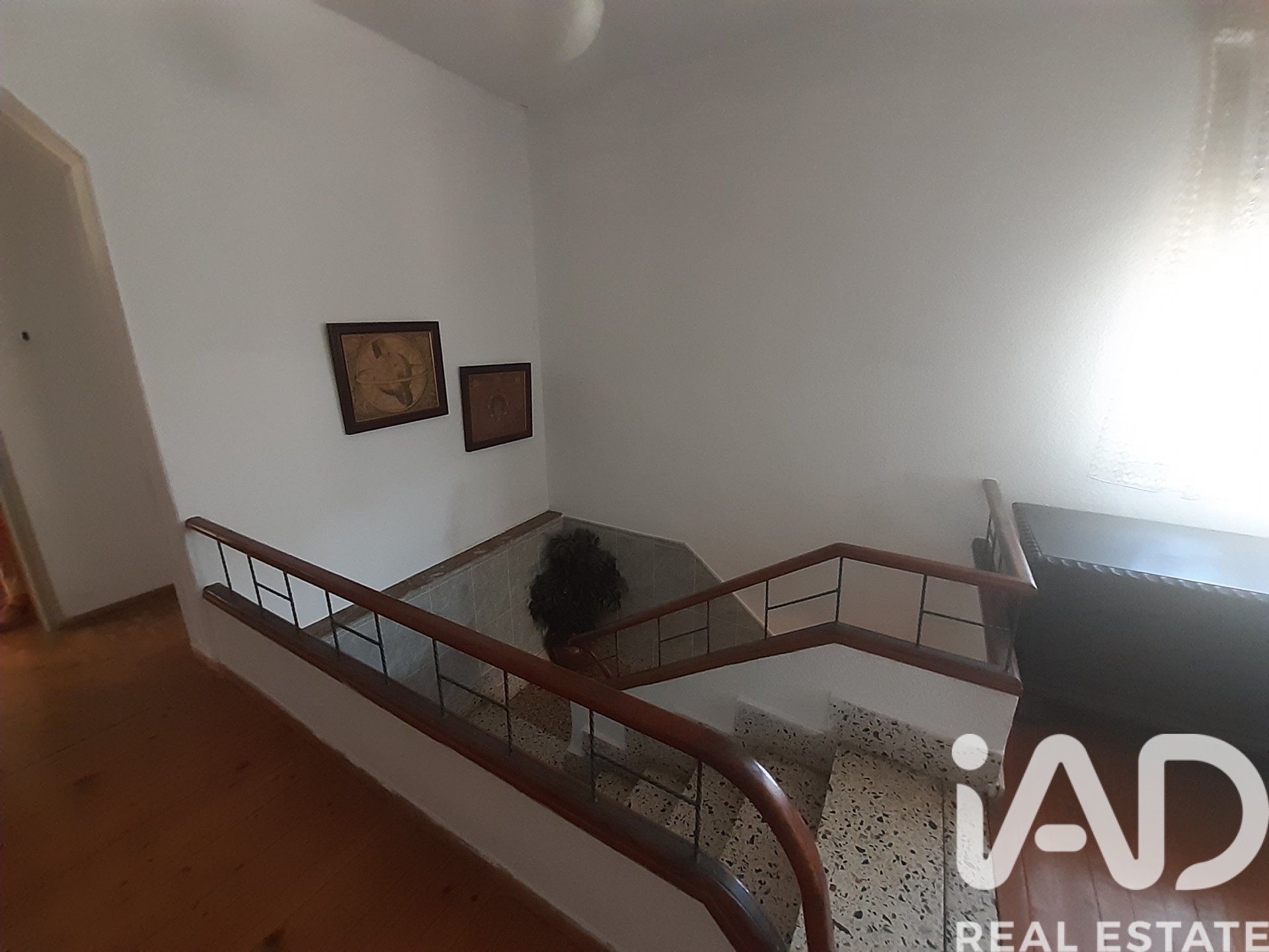 Hus i La Baneza, Leon, Spanien 10 sovrum, 400 kvm. Nr. 185009