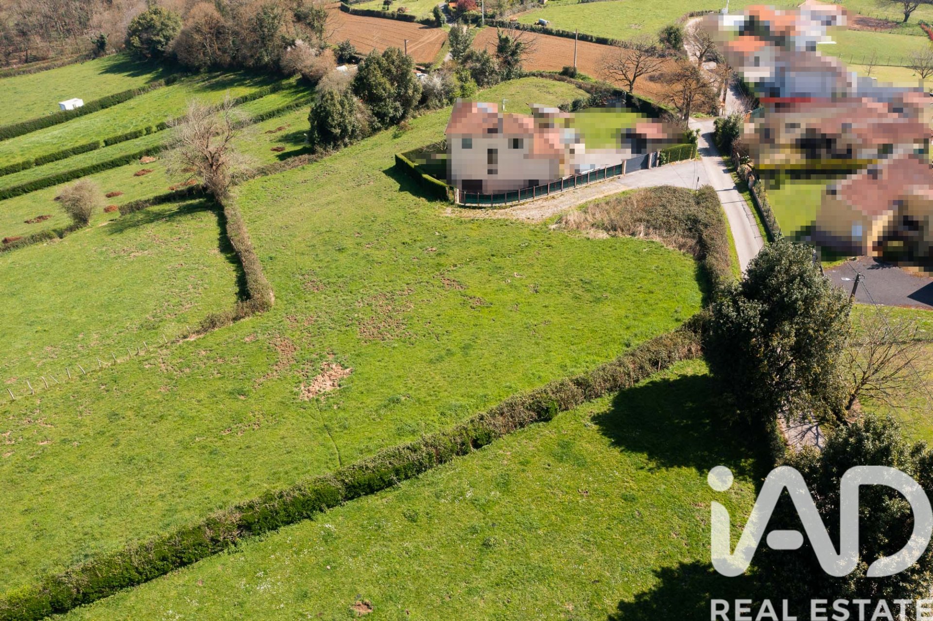 Land plot à Siero, Asturias, Espagne 1251.8 m2 No. 185006