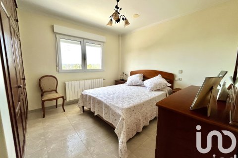 Hus till salu i Coiros, A Coruna, Spanien 5 sovrum, 243 kvm. Nr. 153557 - foto 19