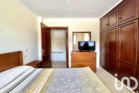 Hus till salu i Coiros, A Coruna, Spanien 5 sovrum, 243 kvm. Nr. 153557 - foto 22