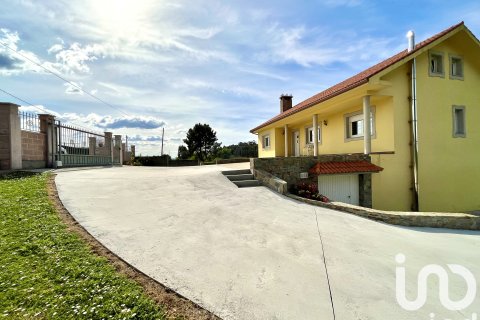 Дом в Койрос, Ла-Корунья, Испания 5 спален, 243м2 №153557