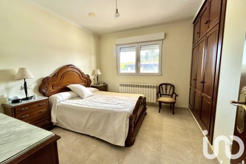 Hus till salu i Coiros, A Coruna, Spanien 5 sovrum, 243 kvm. Nr. 153557 - foto 17