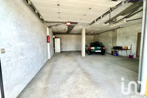 Hus till salu i Coiros, A Coruna, Spanien 5 sovrum, 243 kvm. Nr. 153557 - foto 29