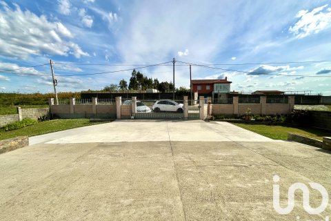 Hus till salu i Coiros, A Coruna, Spanien 5 sovrum, 243 kvm. Nr. 153557 - foto 7