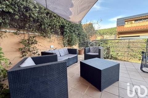 Продажа дома в Сан-Андреу-де-Льяванерес, Барселона, Испания 4 спальни, 200м2 №153554 - фото 9