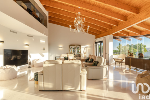 Hus till salu i Benahavis, Malaga, Spanien 10 sovrum, 1181 kvm. Nr. 153559 - foto 4