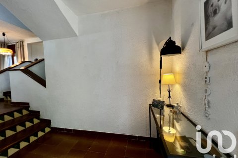 Продажа квартиры в Досриус, Барселона, Испания 4 спальни, 150м2 №153555 - фото 8