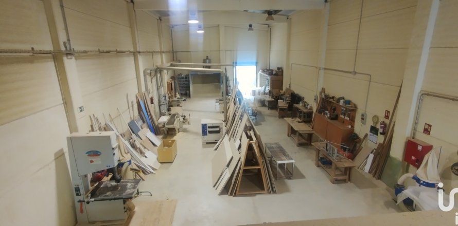 Lokal usługowy w Roda de Berà, Tarragona, Hiszpania 2 sypialnie, 500 mkw. nr 153556