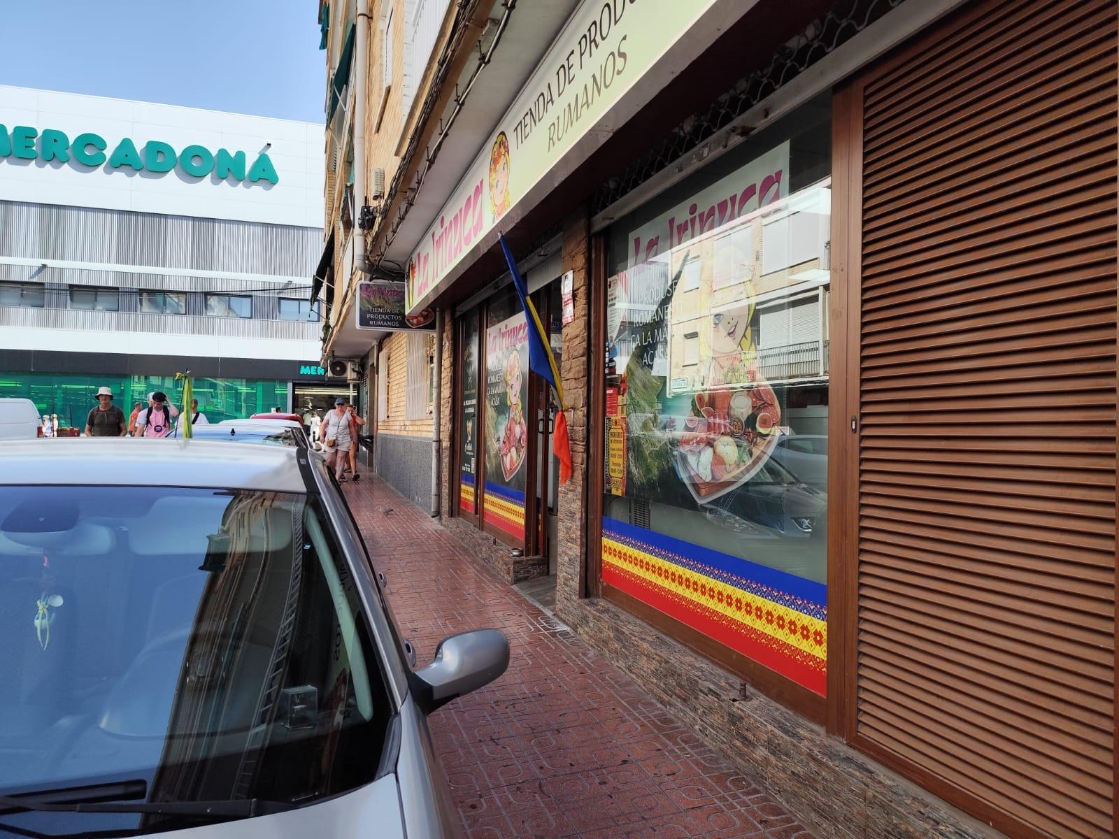 Propiedad comercial en Torrevieja, Alicante, España 4 dormitorios, 91 m2 No. 155688