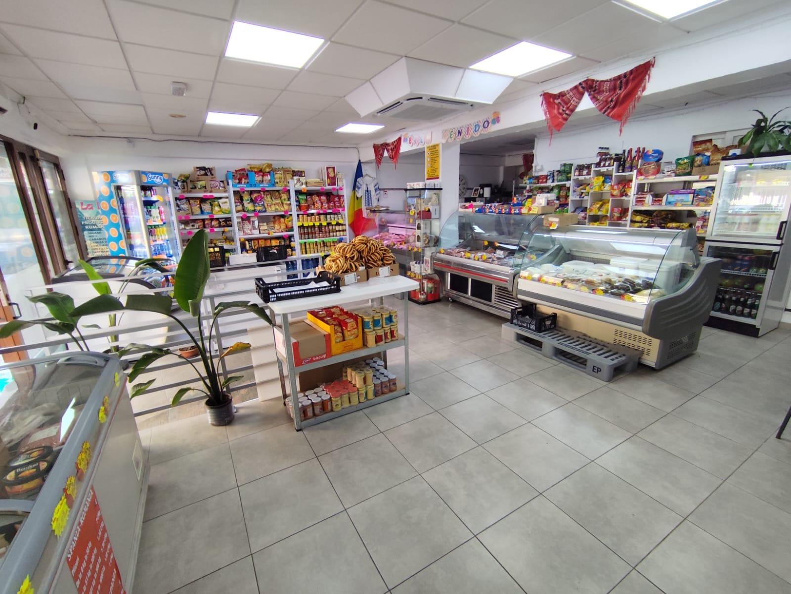 Propiedad comercial en Torrevieja, Alicante, España 4 dormitorios, 91 m2 No. 155688