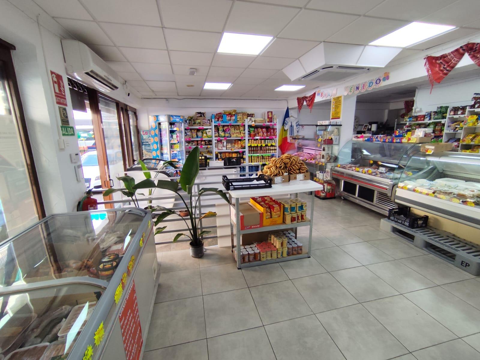 Propiedad comercial en Torrevieja, Alicante, España 4 dormitorios, 91 m2 No. 155688