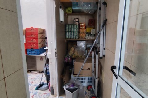 Propiedad comercial en venta en Torrevieja, Alicante, España 4 dormitorios, 91 m2 No. 155688 - foto 12