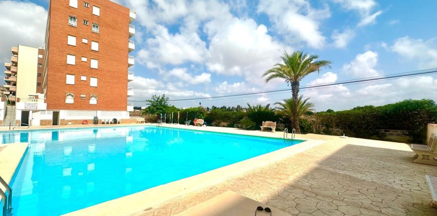 Apartament w Punta Prima, Alicante, Hiszpania 3 sypialnie, 92 mkw. nr 155685