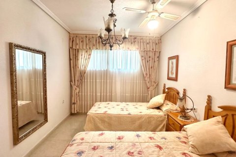 Apartament w Torrevieja, Alicante, Hiszpania 1 sypialnia, 83 mkw. nr 155684 – zdjęcie 15
