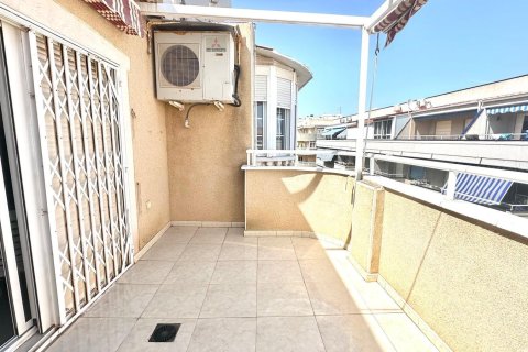 Apartament w Torrevieja, Alicante, Hiszpania 1 sypialnia, 83 mkw. nr 155684 – zdjęcie 6