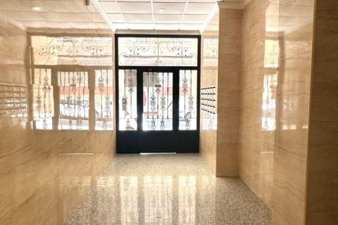 Apartament w Torrevieja, Alicante, Hiszpania 1 sypialnia, 83 mkw. nr 155684 – zdjęcie 27