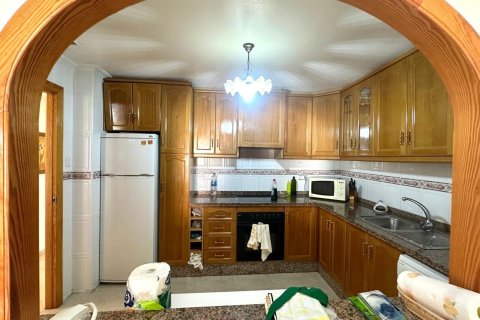 Apartament w Torrevieja, Alicante, Hiszpania 1 sypialnia, 83 mkw. nr 155684 – zdjęcie 8