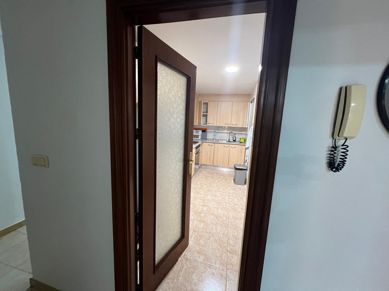Apartamento en Torrevieja, Alicante, España 3 dormitorios, 110 m2 No. 155686