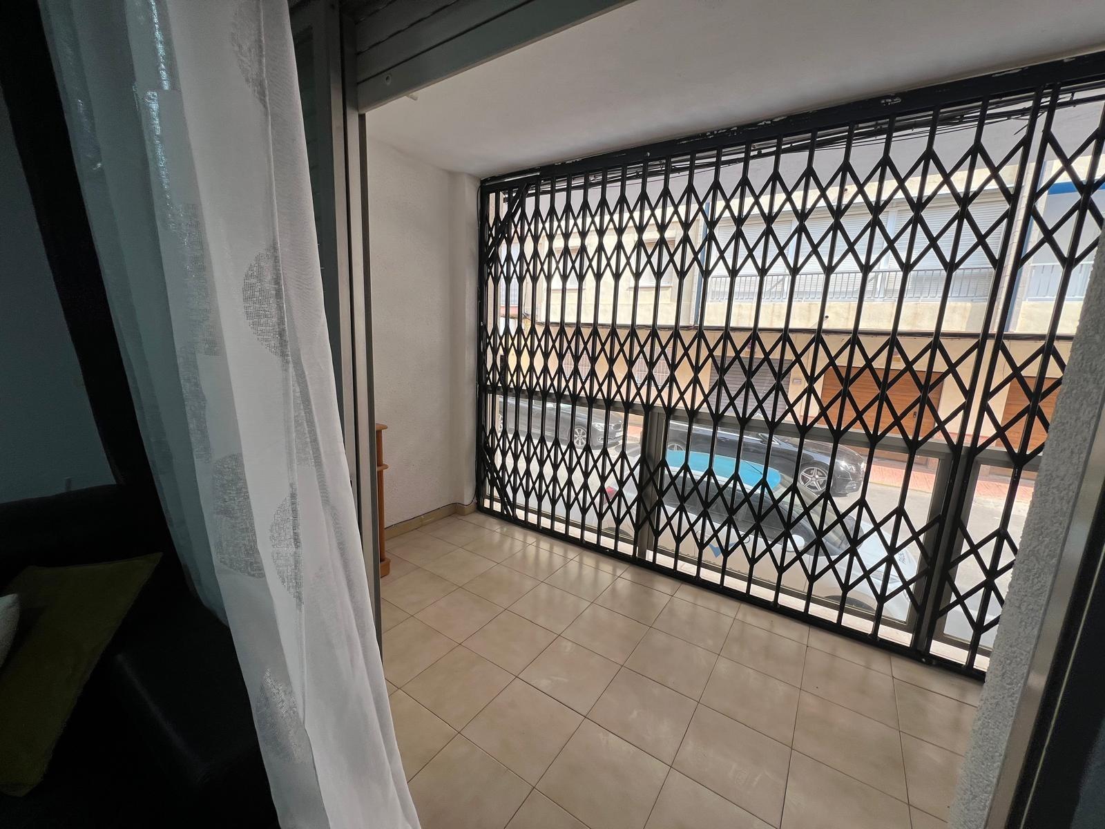 Apartamento en Torrevieja, Alicante, España 3 dormitorios, 110 m2 No. 155686